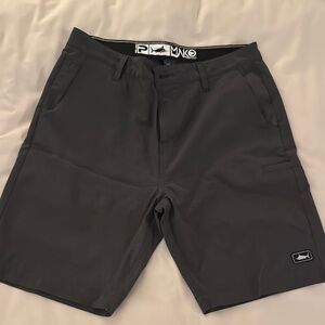 Pelagic Mako Hybrid Shorts - Black and Gray